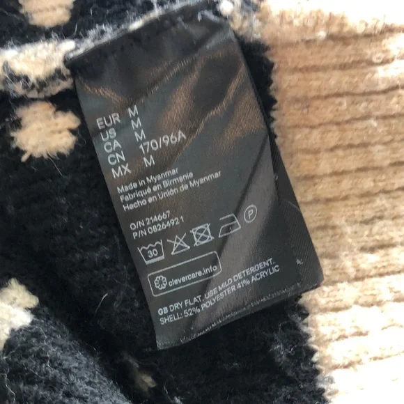 H&M Bulky Sweater (1) - Picture 6 of 7